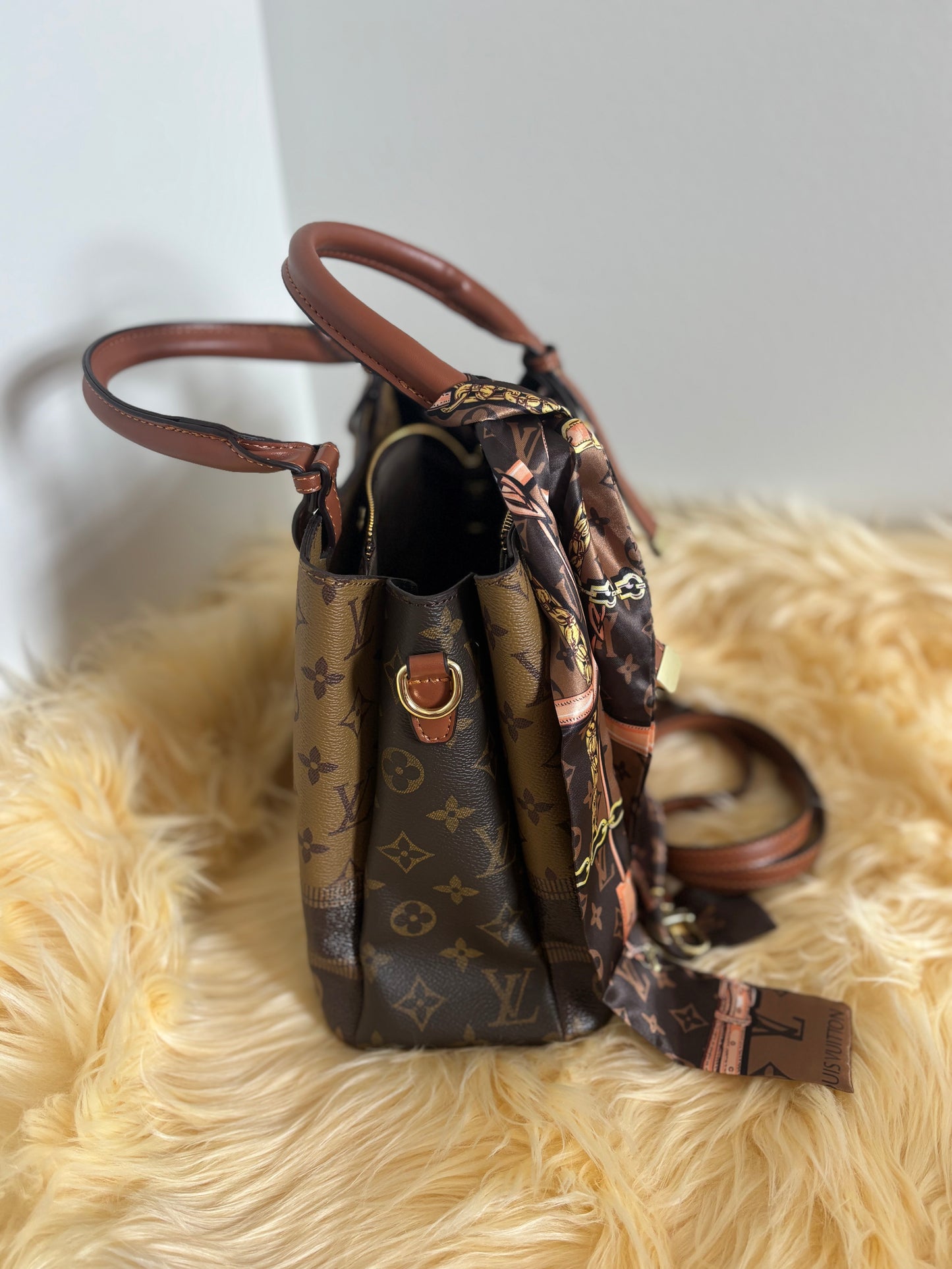 Chic Monogram City Tote โ Scarf Accent + Strap - Inspired Style- ๐
