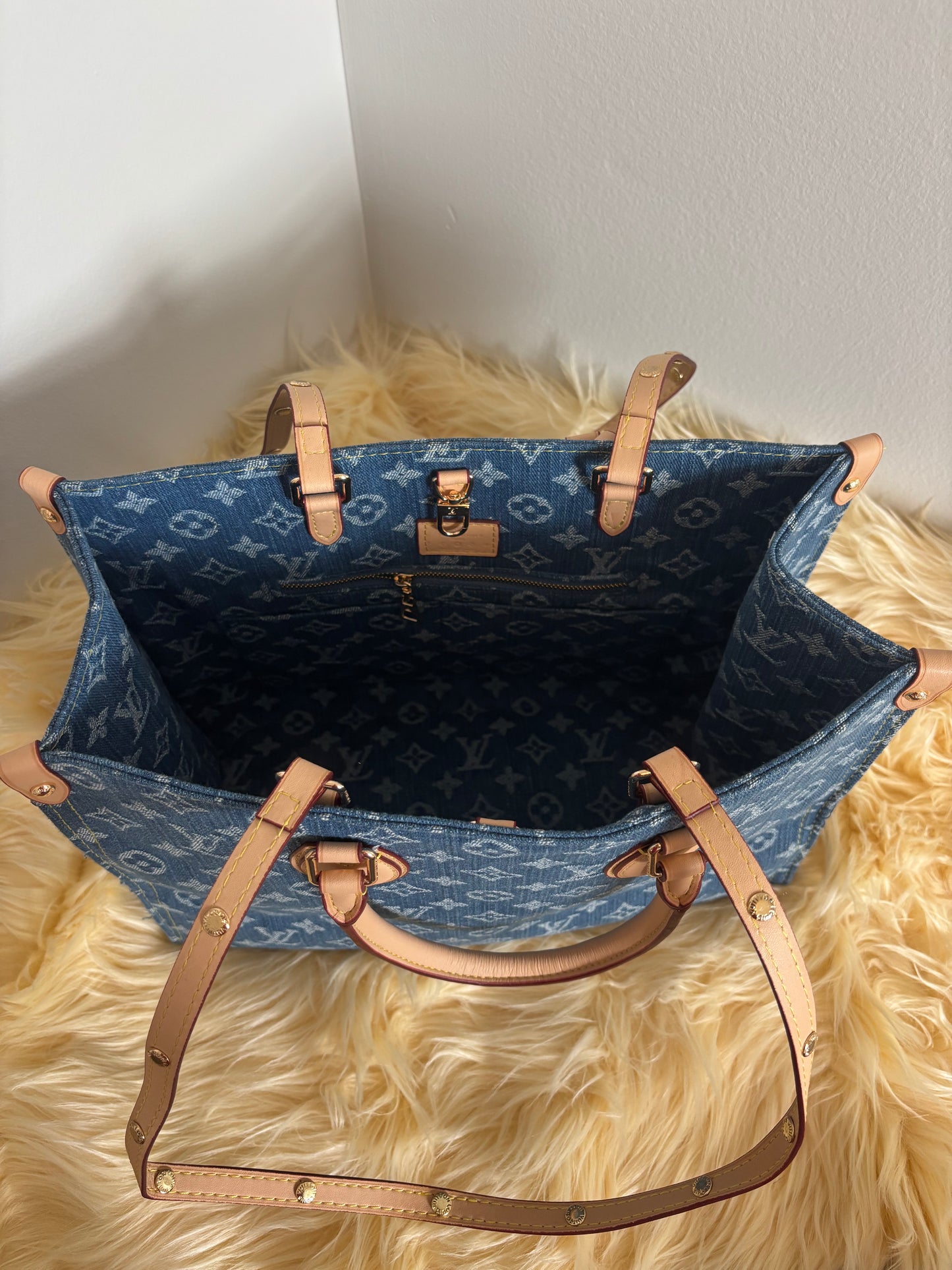 Denim Monogram City Tote โ Inspired ๐๐