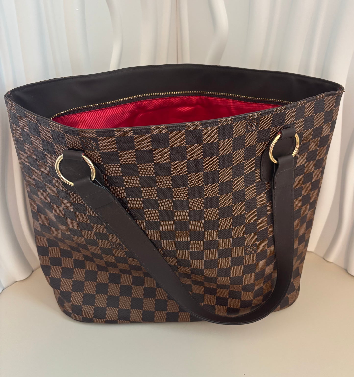Chic Checkerboard Tote โ Red Lining (Inspired) โจ๐