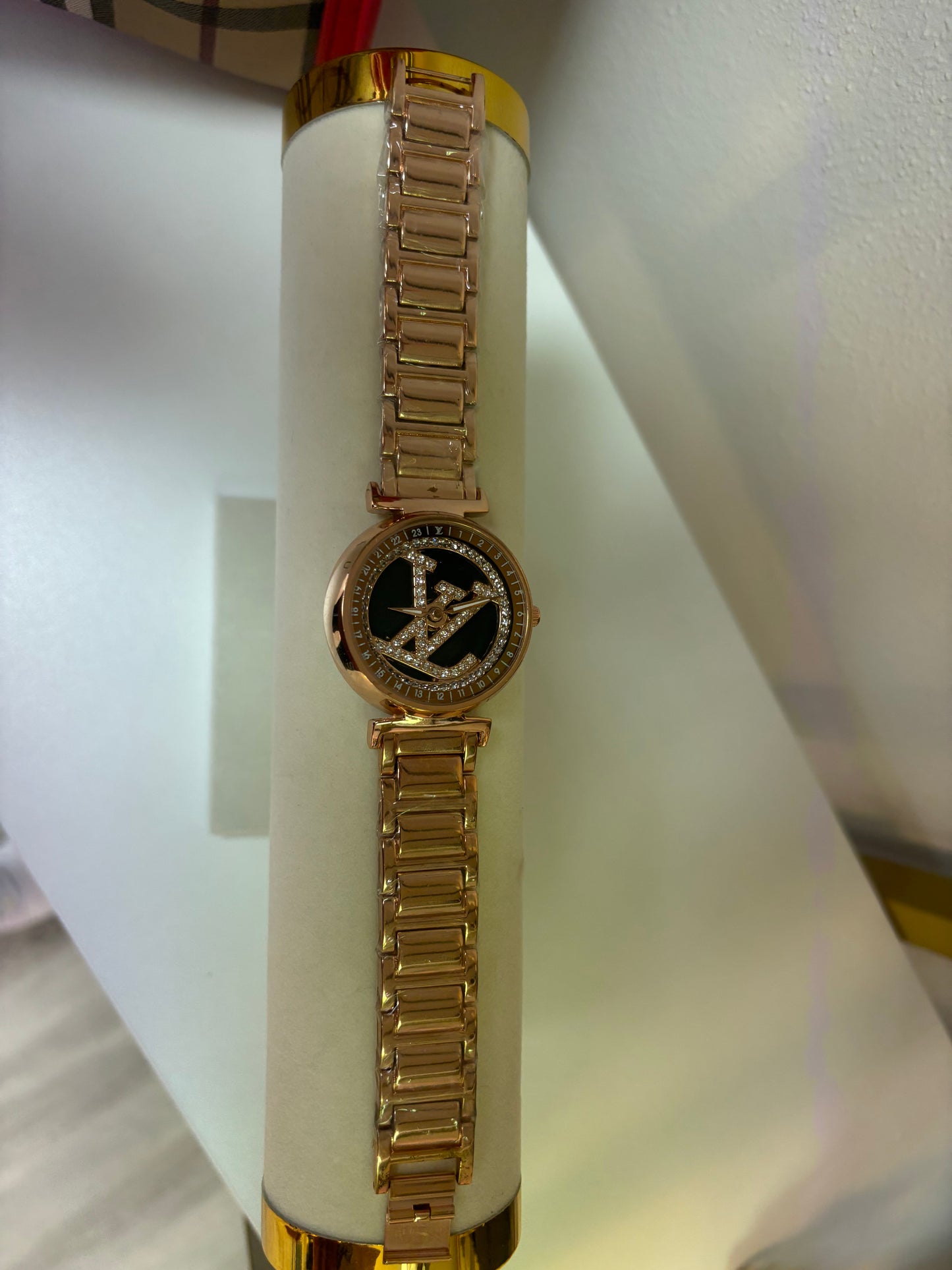 Inspired Rose Gold Crystal Motion Watch – Black Face