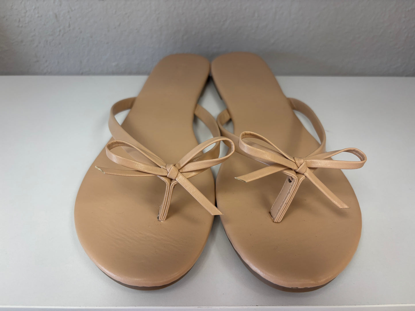 Barely There Bow Flip Flops