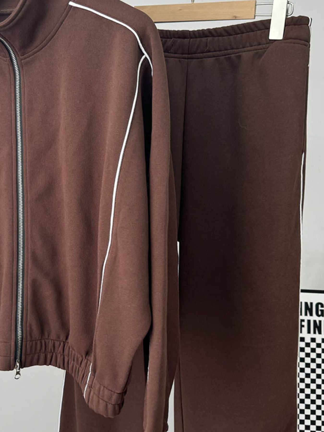 d9486e83-96fb-45ec-91d7-e9c0188b771e-Max