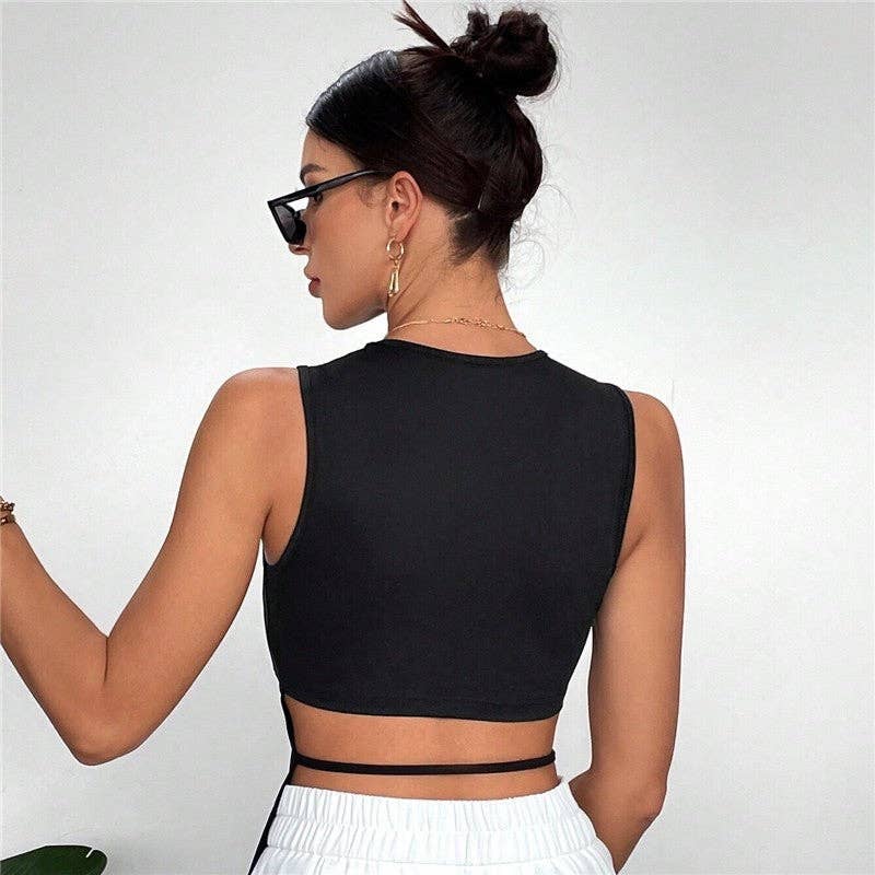 Sleeveless Top With Simple Front And Short Back