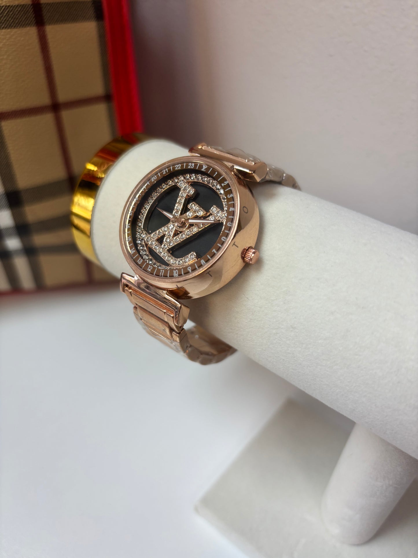 Inspired Rose Gold Crystal Motion Watch – Black Face