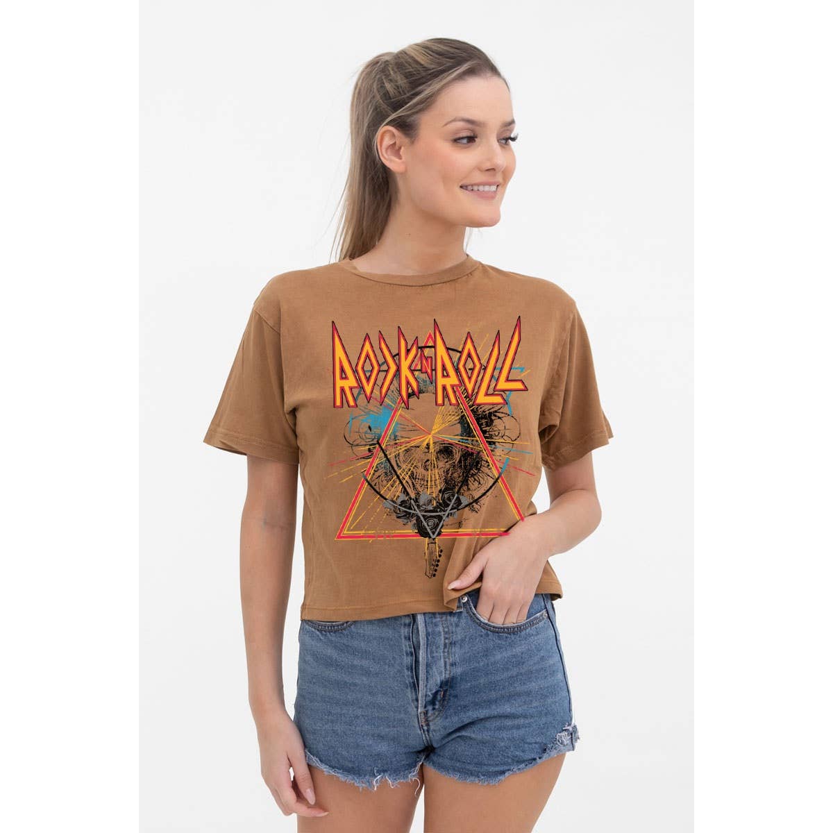 ROCK AND ROLL GRAPHIC MINERAL WASHED CROP TEE
