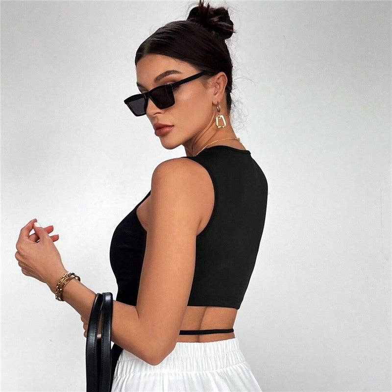 Sleeveless Top With Simple Front And Short Back